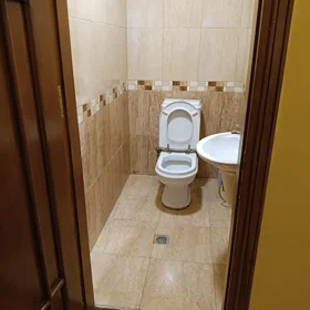 In Baku 110.0 m² apartment is for sale - Image 6