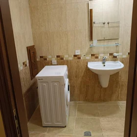 In Baku 110.0 m² apartment is for sale - Image 7