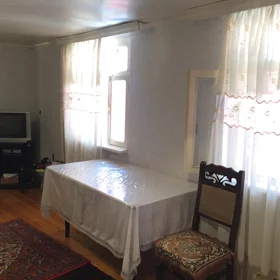 In Baku 60.0 m² house with 3.0 rooms is for sale - Image 4