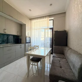 In Baku 105.0 m² apartment is for sale - Image 2