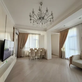 In Baku 105.0 m² apartment is for sale - Image 5