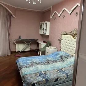 In Baku 233.0 m² apartment is for sale - Image 10