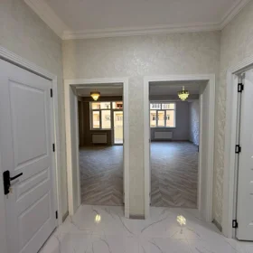 In Khirdalan 63.0 m² apartment is for sale - Image 3