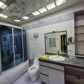 In Baku 82.0 m² apartment is for rent - Image 10
