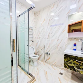 In Baku 70.0 m² apartment is for rent - Image 2