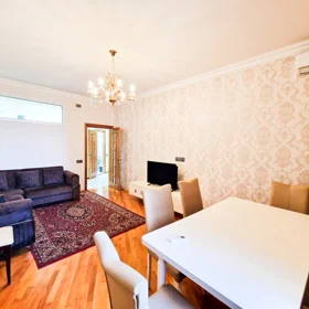 In Baku 70.0 m² apartment is for rent - Image 4