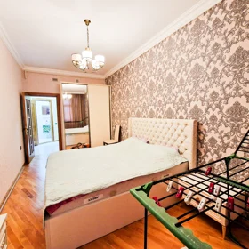 In Baku 70.0 m² apartment is for rent - Image 6