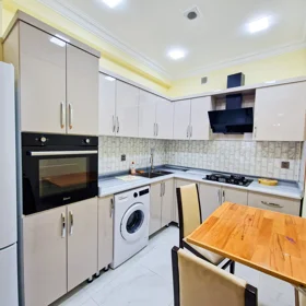 In Baku 70.0 m² apartment is for rent - Image 7