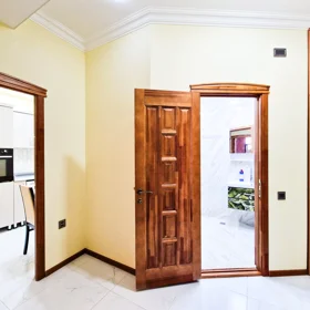 In Baku 70.0 m² apartment is for rent - Image 10