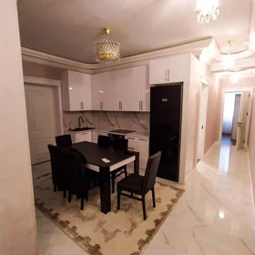 In Baku 110.0 m² apartment is for rent - Image 5