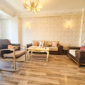 In Baku 90.0 m² apartment is for rent - Image 5