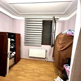 In Baku 70.0 m² apartment is for sale - Image 7