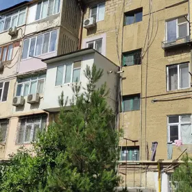 In Baku 70.0 m² apartment is for sale - Image 9