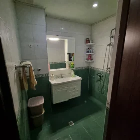 In Baku 71.0 m² apartment is for sale - Image 10