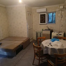 In Baku 28.0 m² house with 1.0 rooms is for rent - Image 2