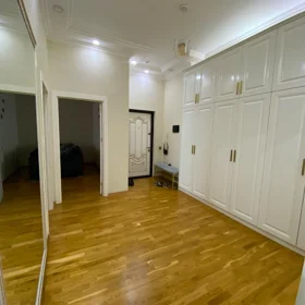 In Baku 120.0 m² apartment is for rent - Image 6