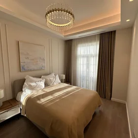 In Baku 111.0 m² apartment is for rent - Image 9