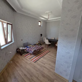 In Baku 40.0 m² house with 2.0 rooms is for sale - Image 4
