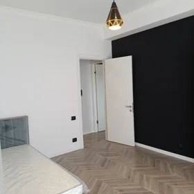 In Səbail rayonu 115.0 m² apartment is for rent - Image 2