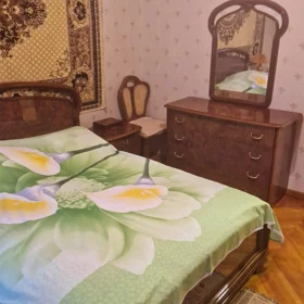 In Baku 70.0 m² apartment is for rent - Image 2