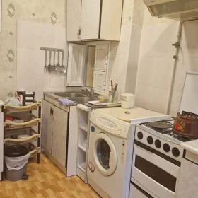 In Baku 70.0 m² apartment is for rent - Image 5
