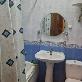 In Baku 70.0 m² apartment is for rent - Image 8