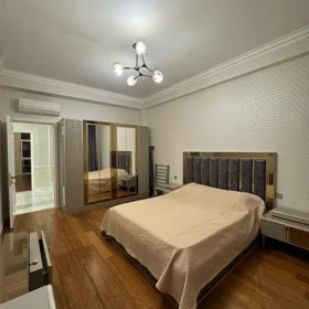 In Xətai rayonu 140.0 m² apartment is for rent - Image 4
