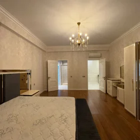 In Xətai rayonu 140.0 m² apartment is for rent - Image 5