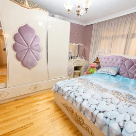 In Baku 70.0 m² apartment is for sale - Image 6