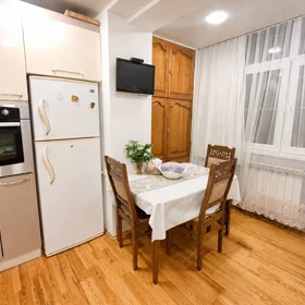 In Baku 70.0 m² apartment is for sale - Image 9