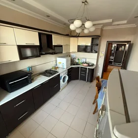 In Baku 75.0 m² apartment is for rent - Image 5