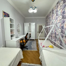 In Baku 118.0 m² apartment is for sale - Image 2