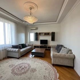 In Baku 118.0 m² apartment is for sale - Image 4