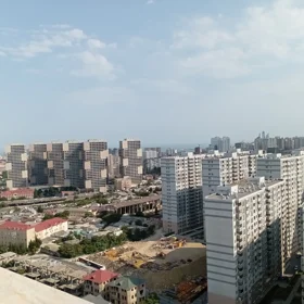 In Baku 135.0 m² apartment is for sale - Image 8