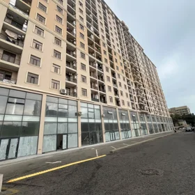 In Baku 131.0 m² apartment is for sale - Image 3