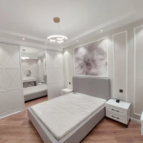 In Baku 105.0 m² apartment is for sale - Image 9