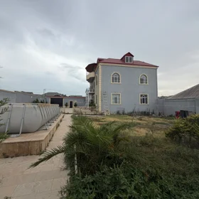 In Baku 600.0 m² house with 9.0 rooms is for rent - Image 5