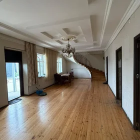 In Baku 600.0 m² house with 9.0 rooms is for rent - Image 8