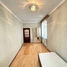 In Baku 50.0 m² apartment is for rent - Image 2