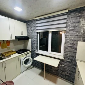 In Baku 68.0 m² apartment is for rent - Image 3