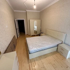 In Baku 70.0 m² apartment is for rent - Image 4