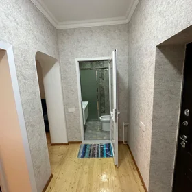 In Baku 70.0 m² apartment is for rent - Image 5
