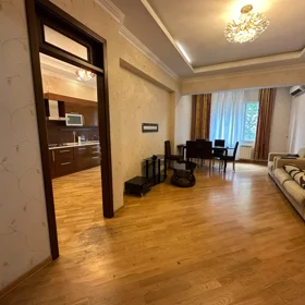 In Baku 90.0 m² apartment is for rent - Image 4