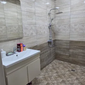 Baku-da 90.0 m2 mənzil kirayə verilir - Şəkil 9