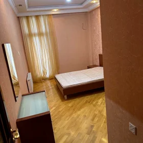 Baku-da 120.0 m2 mənzil kirayə verilir - Şəkil 2