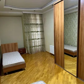 Baku-da 120.0 m2 mənzil kirayə verilir - Şəkil 10