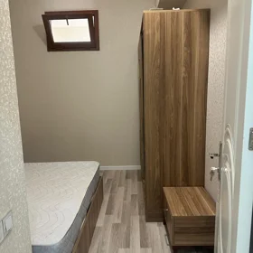 In Baku 90.0 m² apartment is for sale - Image 9