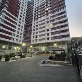 Baku-da 65.0 m2 mənzil kirayə verilir