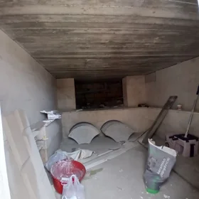 In nan 300.0 m² house with 6.0 rooms is for sale - Image 6
