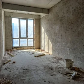 In Baku 131.0 m² apartment is for sale - Image 3